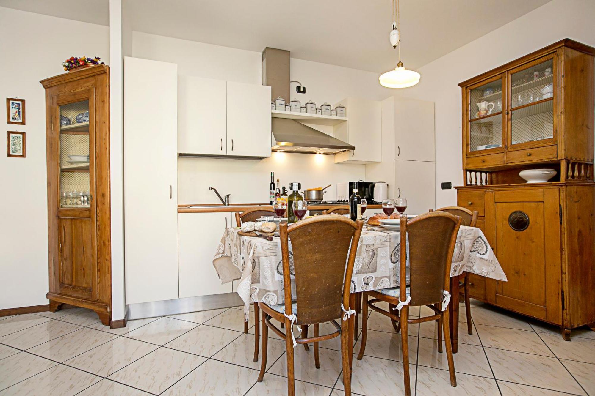 Riva Centro Apartment - Happy Rentals Luaran gambar